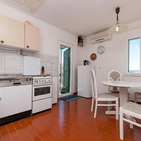 Aljosa Apartment