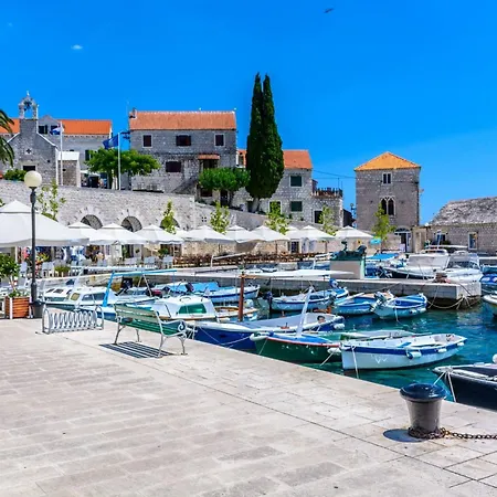 Aljosa Apartman Bol